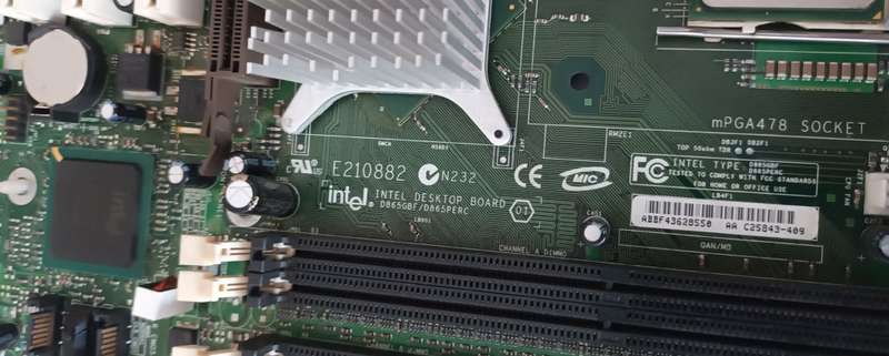 Intel E210882 Motherboard.
