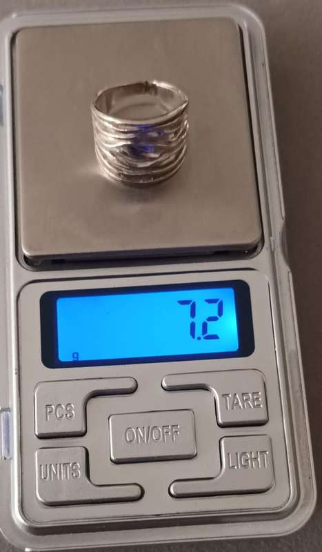 Sterling Silver Solid Ring. Needs fixing. 7.2g. Size M.