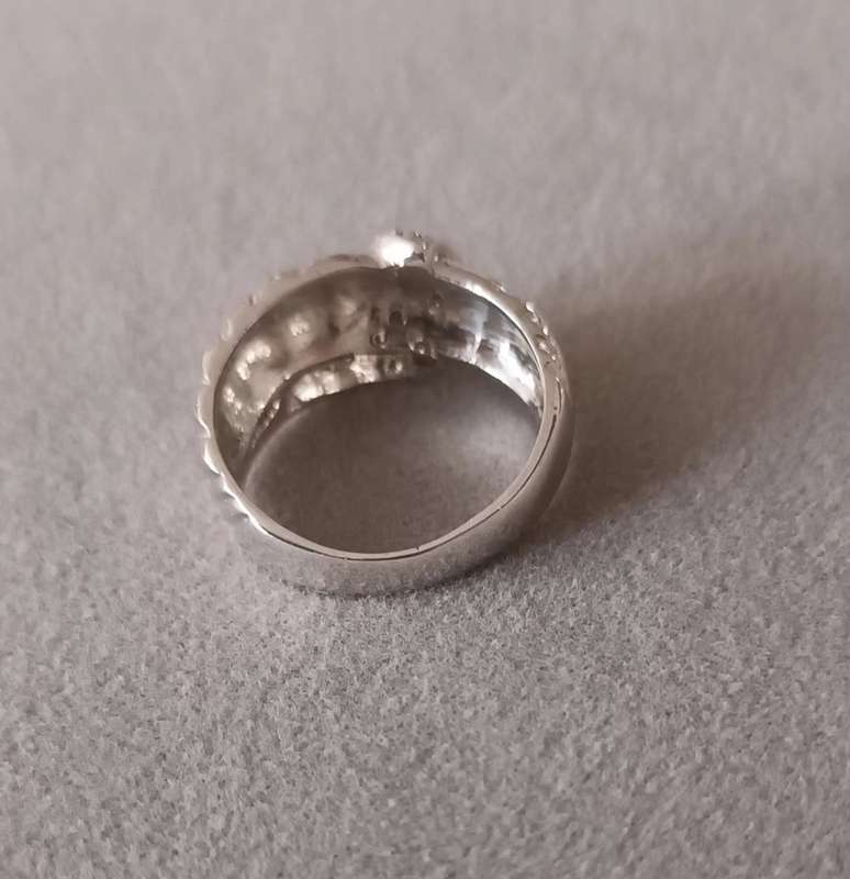 Sterling Silver Ring with CZ. 5.5g. Size M 1/2.
