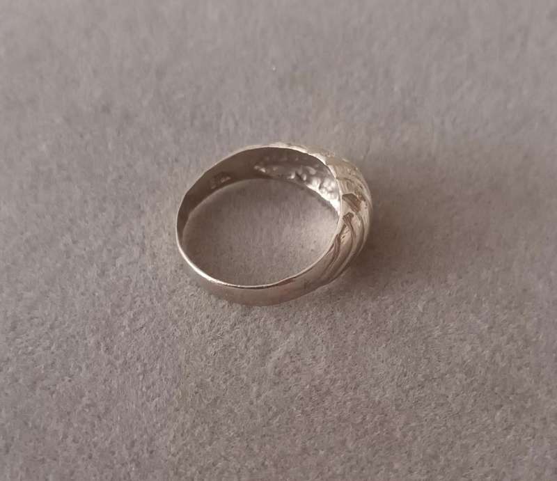 Sterling Silver Solid Ring. 3.2g. Size O 1/2.