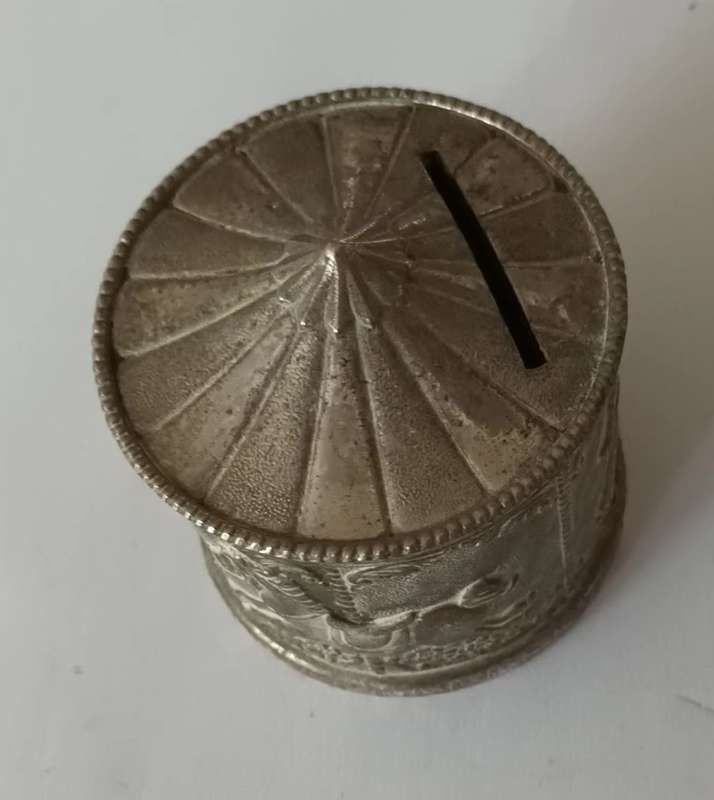 Metal Money Box.