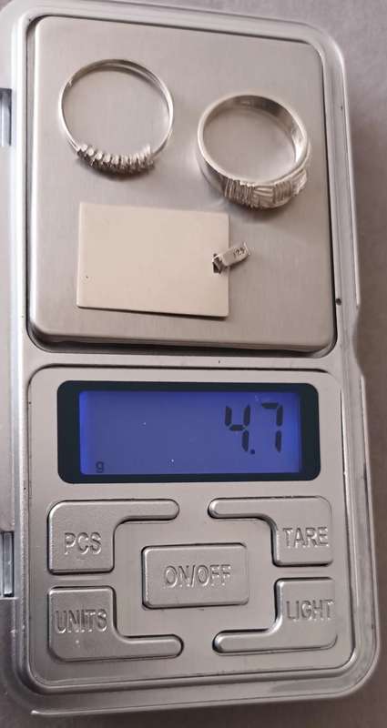 Sterling Silver Rings x2 plus 1x Pendant. 4.7g.