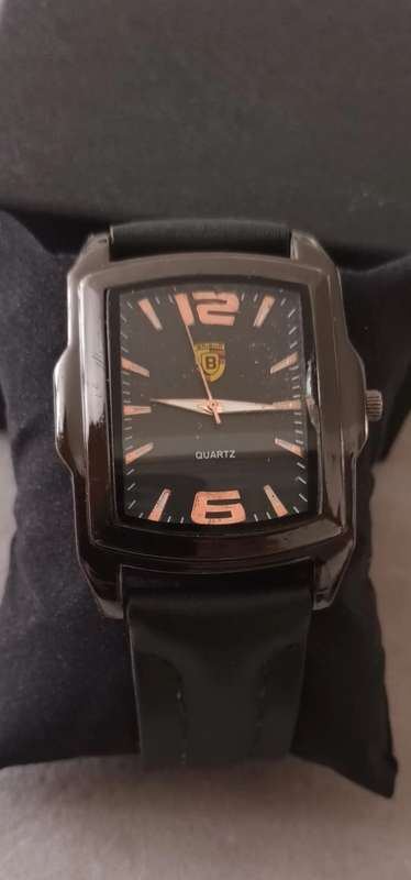 BRISHA QUARTZ WATCH.