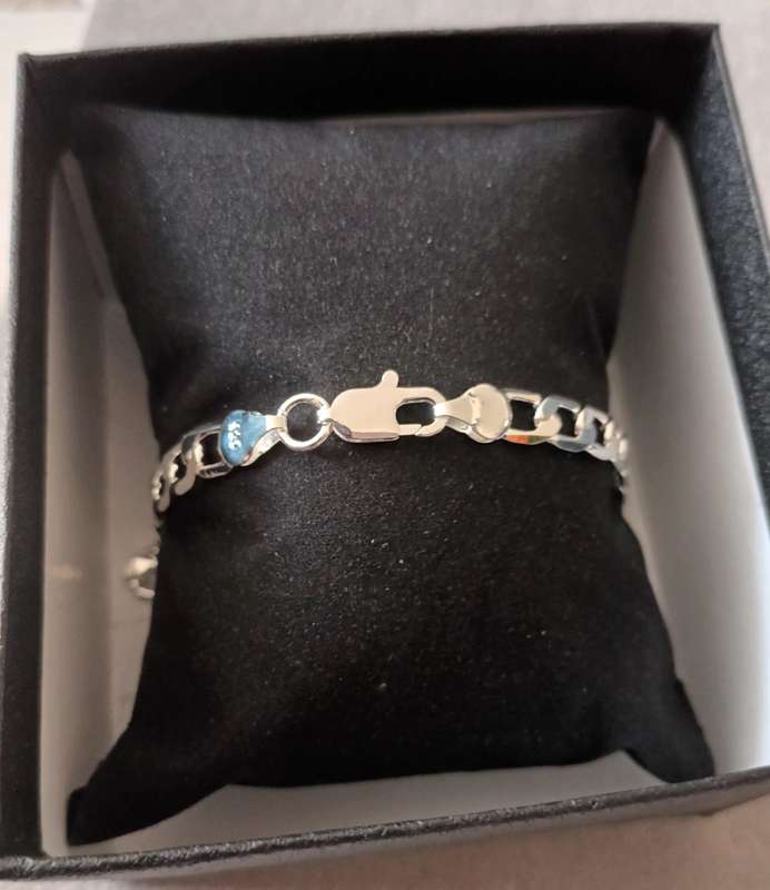 Sterling Silver Men`s Bracelet. 6.2g. 20cm. Width 6mm.