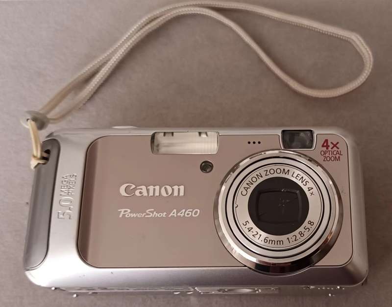 CANON PC1226 Digital Camera