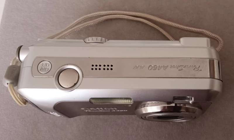 CANON PC1226 Digital Camera