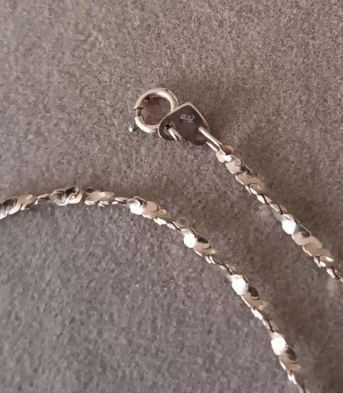 Sterling Silver Extra Long Curb Chain. 4.8g. 60cm.