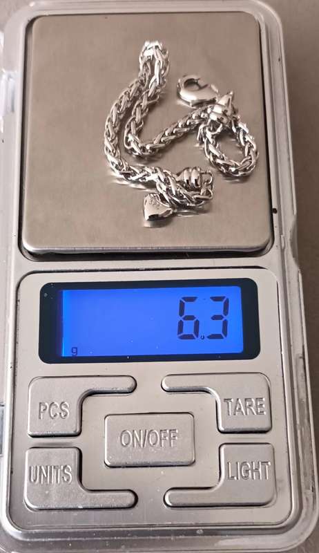 Lovely Sterling Silver Byzantine Bracelet. 6.3g. 18cm.