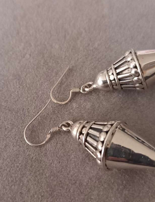 Retro Solid Heavy Sterling Silver Earrings.14.6g. 45x20mm.