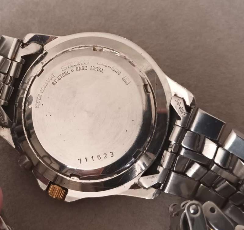 Seiko Kinetic Model 711623. Working 100%. Doesn't need battery replacements.