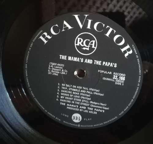 THE MAMA`S & THE PAPAS - I SAW HER AGAIN LP VINYL RECORD