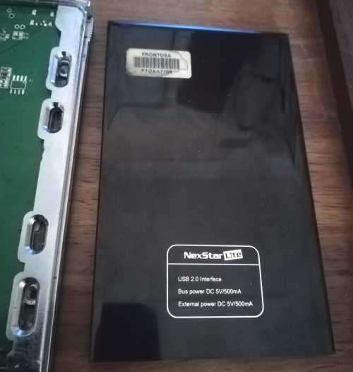 IDE NEXSTAR LITE EXTERNAL 2.5 HARD DRIVE ENCLOSURE WITH 2 X HARD DRIVES (6.0GB + 20.0GB)