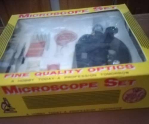 VINTAGE MINI MICROSCOPE SET . DISSECTING. 11 PIECE. VERY GOOD CONDITION.