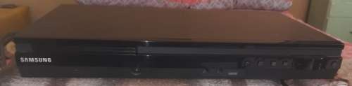 Sony VHS HIFI. SLV-757. VHS VIDEO RECORDER.