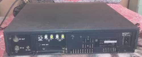 Sony VHS HIFI. SLV-757. VHS VIDEO RECORDER.