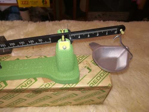 Redding RS-1 Powder and Bullet scale