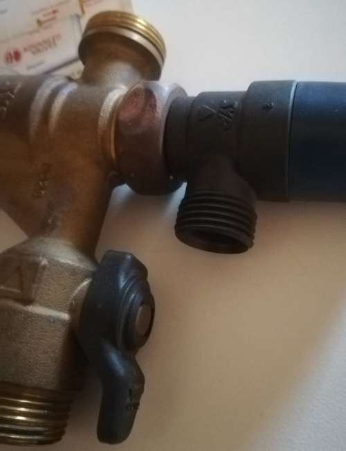 AD S-400 GEYSER WATER PRESSURE MULTI VALVE 400.