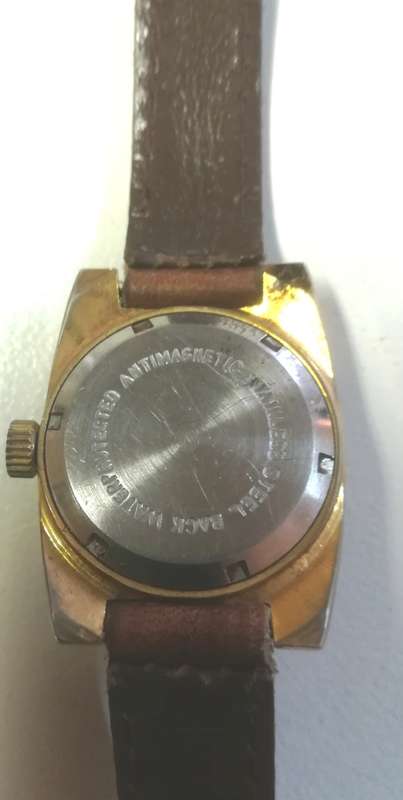 Vintage Gtimer 17 Watch. Water protected, antimagnetic , stainless steel back.