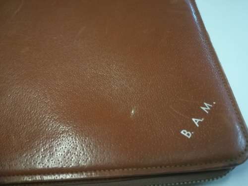 ***Rare***Vintage Genuine Leather Zipper Folder with hinges. Length 27.5cm. Width 21cm.