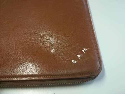 ***Rare***Vintage Genuine Leather Zipper Folder with hinges. Length 27.5cm. Width 21cm.