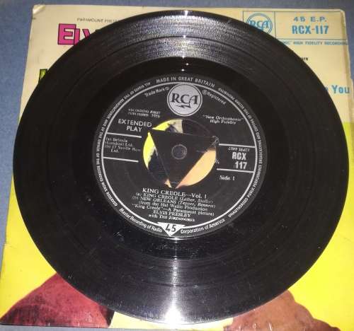ELVIS PRESLEY 45RPM RECORD