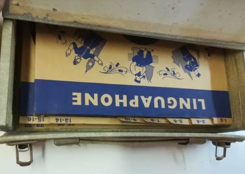 VINTAGE 78rpm LINGUAPHONE RECORDS(Afrikaans language) IN CASE.