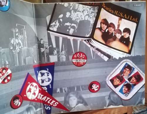 ***THE BEATLES***AT THE HOLLYWOOD BOWL LP VINYL RECORD.