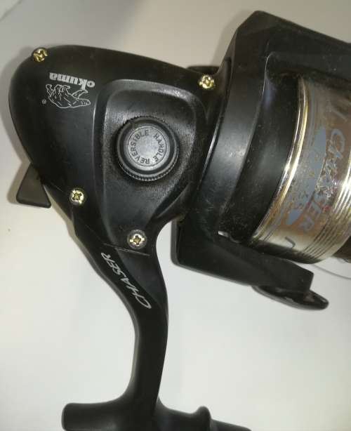 Large Okuma Chaser AX-65 fishing reel. Like New.