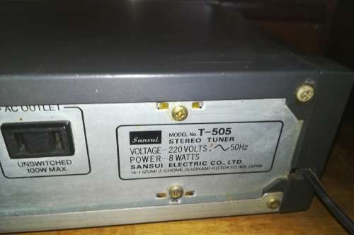 Vintage Sansui Am/FM Stereo Tuner T 505 FM / AM.