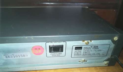 Vintage Sansui Am/FM Stereo Tuner T 505 FM / AM.