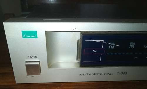 Vintage Sansui Am/FM Stereo Tuner T 505 FM / AM.