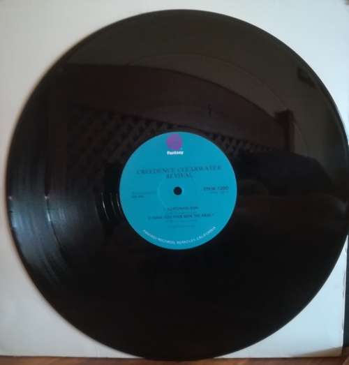 CREEDENCE CLEARWATER REVIVAL LP VINYL RECORD