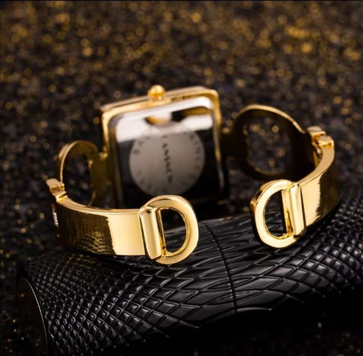 Square Dial Rhinestone Bangle Wrist Watch