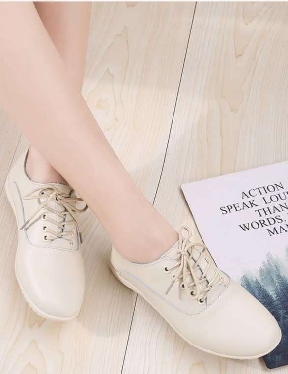Women`s Leather Lace Up Casual Shoes