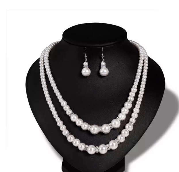 Layered Pearl Necklaces Set - Faux pearl