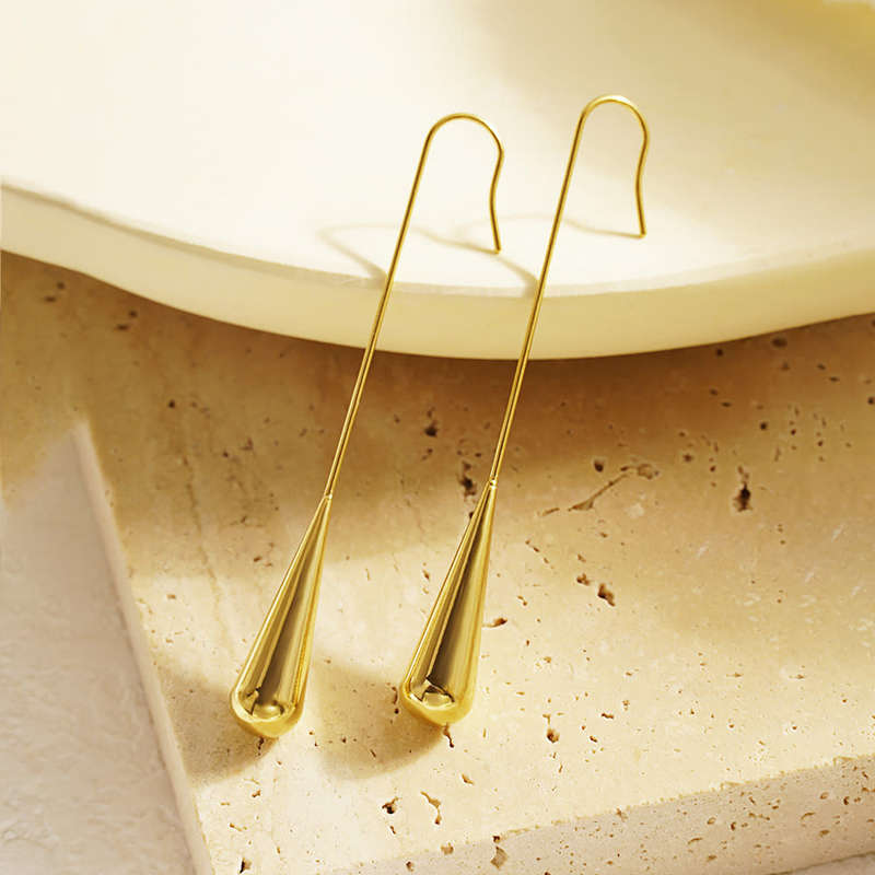 Elegant Droplet Earrings