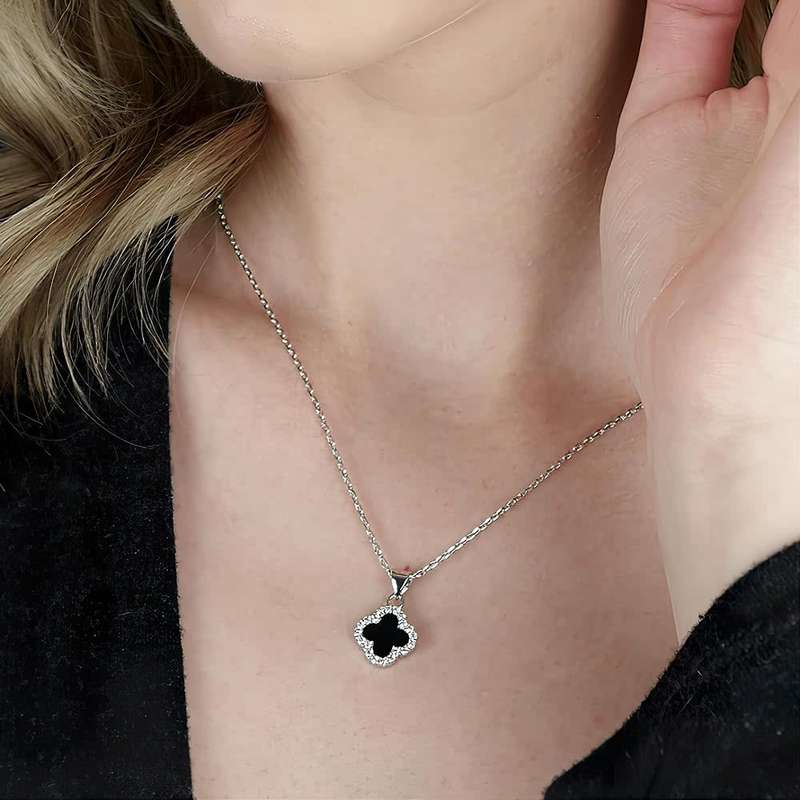 Four Leaf Clover Inlaid Zirconia Double Sided Black/White