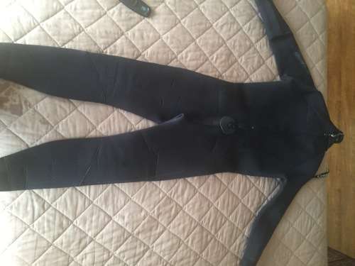 Cressi-Sub Wetsuit, size XL (5) (with free hanger)