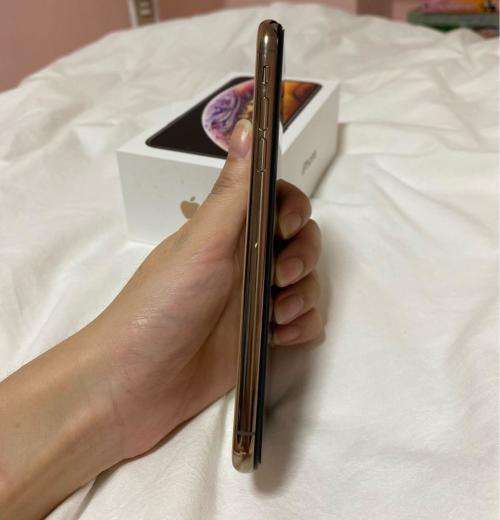 APPLE IPHONE XS 64GB - GOLD