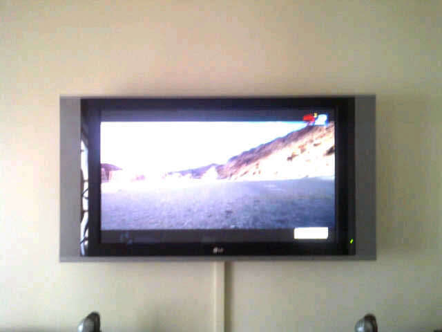 LG 42" PLASMA IN VERY GOOD CONDITION 3 YEARS AGO WAS R20000