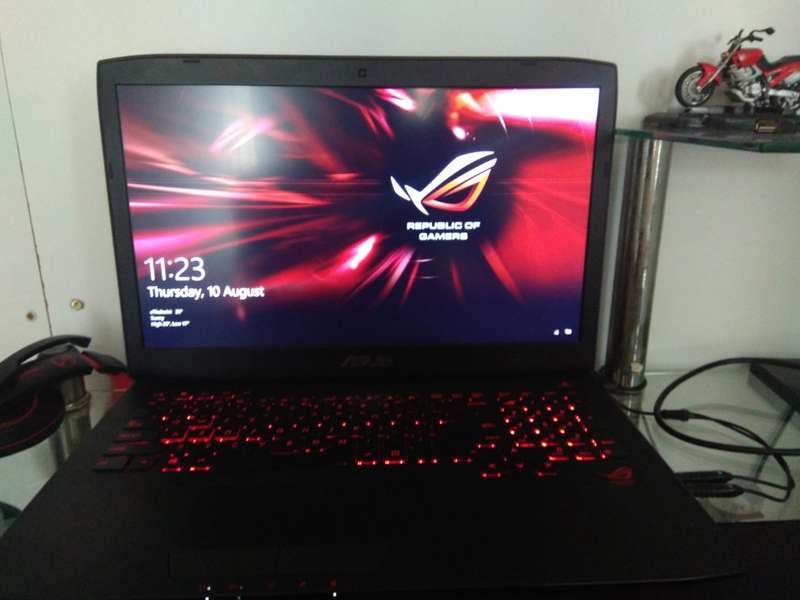 ASUS ROG 17.3" Gaming Laptop: GTX 965M, i7 4720HQ, 1TB HDD, 16GB Ram, Thunderbolt 2