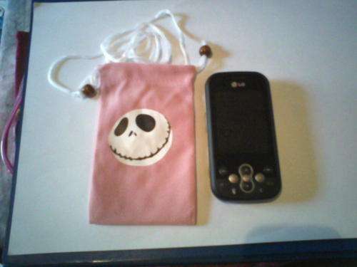 Cell phone pouch - Jack the pumpkin king - PINK