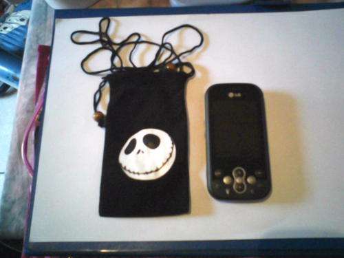 Cell phone pouch - Jack the pumpkin king - BLACK