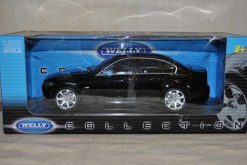 Welly 1:18 BMW 330i