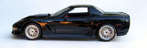 1:18 Maisto Chevrolet Corvette Specter Works