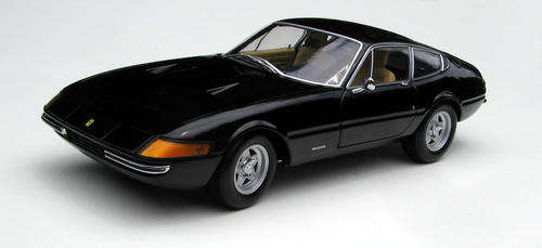 1:18 Kyosho Ferrari 365 GTB/4 Daytona