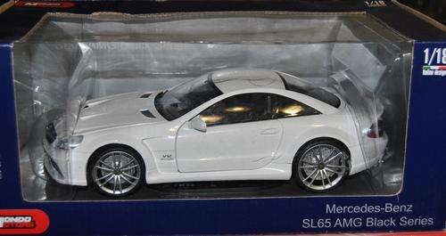 1:18 Mondo Motors Mercedes Benz SL65 AMG Black Series