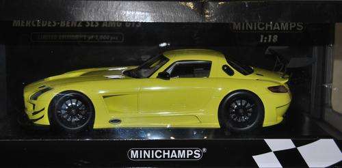 1:18 Minichamps Mercedes Benz SLS GT3