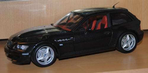 UT BMW 1:18 MCoupe