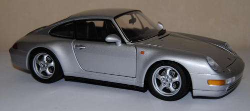 UT Porsche 911 Carrera 1:18
